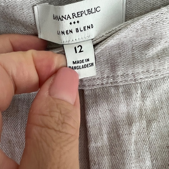 Banana Republic Linen Pants - Picture 3 of 3